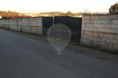 Terreno para Venda em Avidos e Lagoa