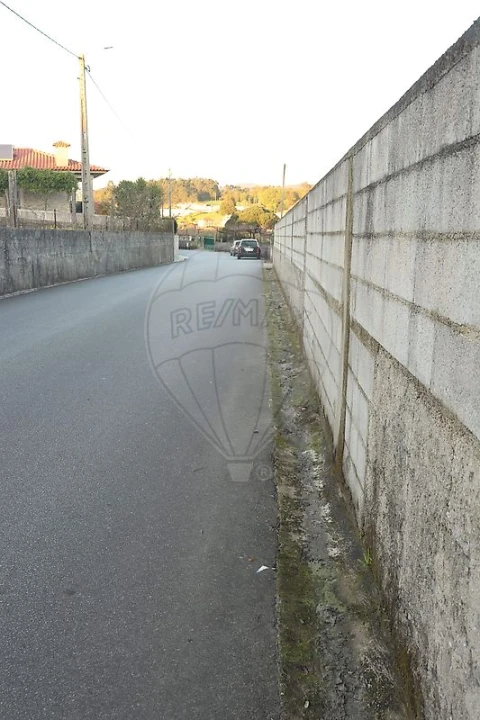 Terreno para Venda em Avidos e Lagoa
