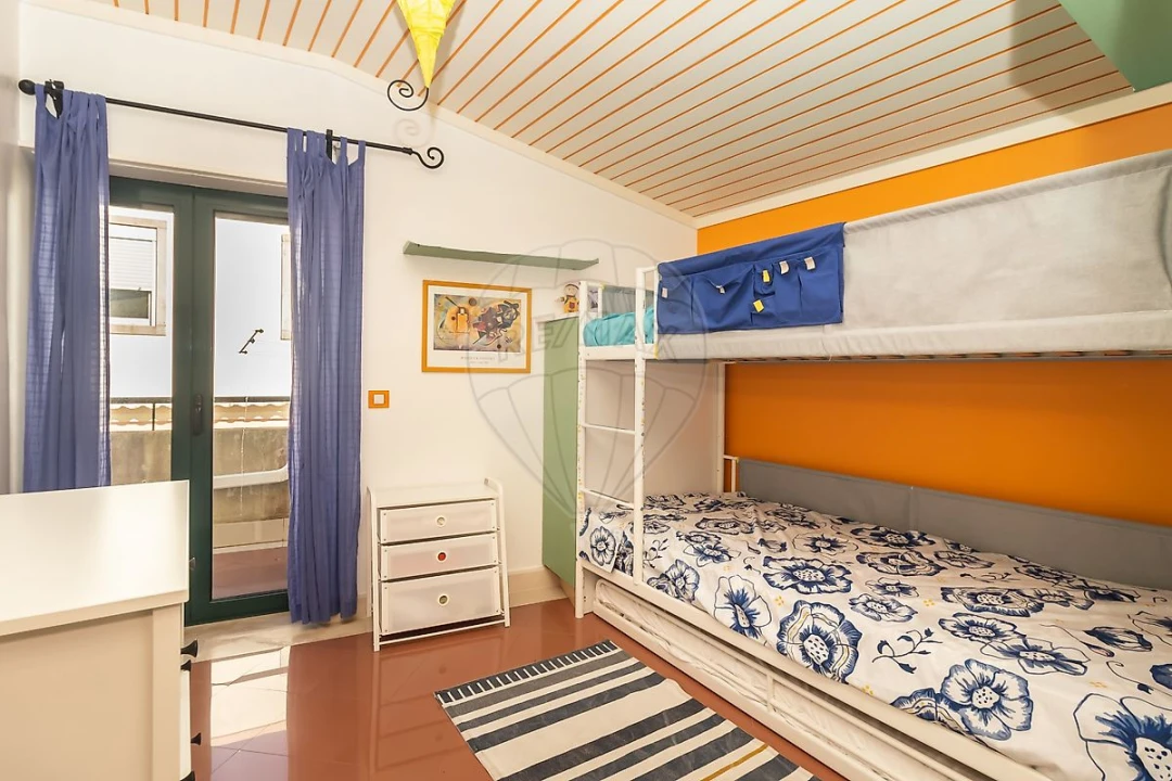 Apartamento T4 para Venda em Sesimbra (Santiago) Foto 6