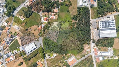 Terreno para Venda em O. Azeméis, Riba-Ul, Ul, Macinhata Seixa, Madail