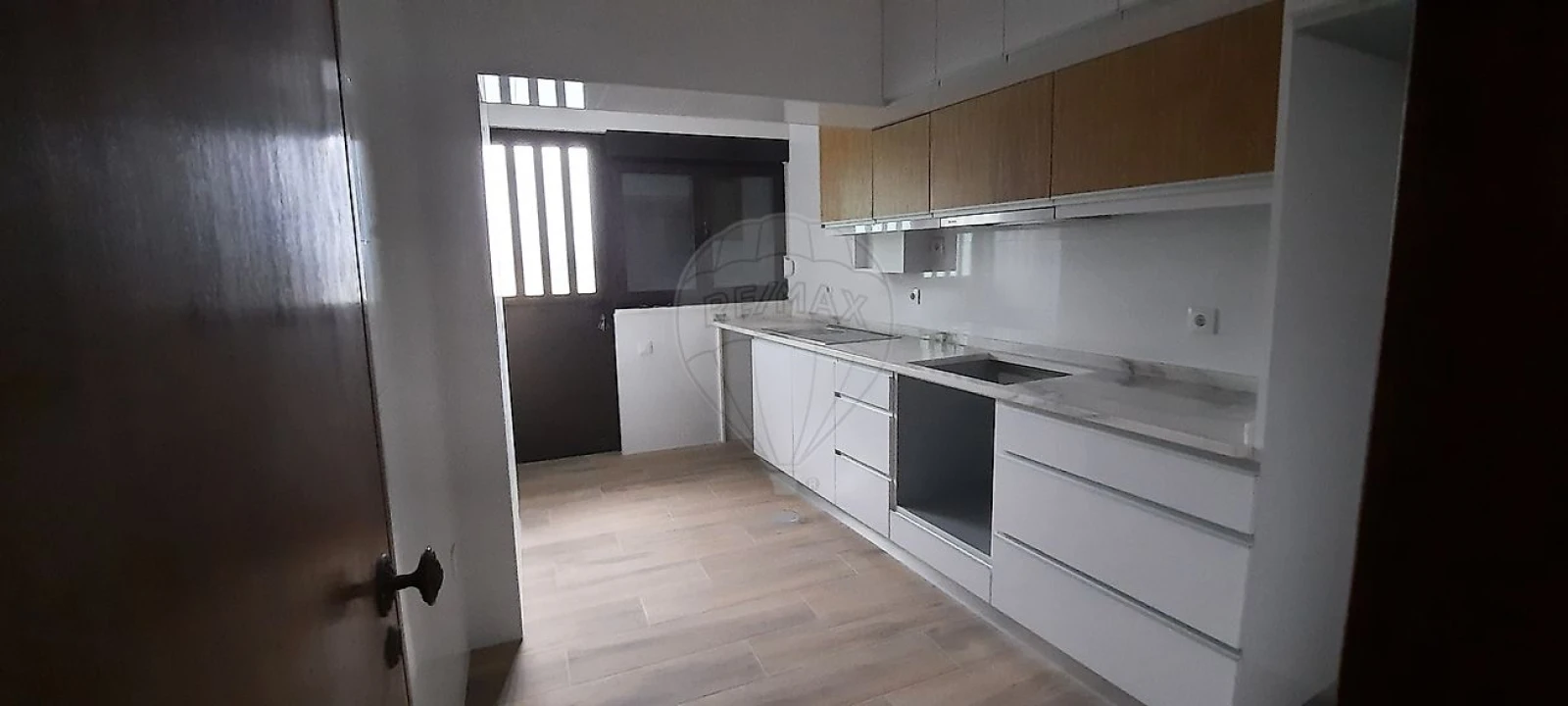 Moradia T2 para Arrendamento em Espinho Foto 10