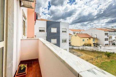 Apartamento T3 para Venda em Cartaxo e Vale da Pinta