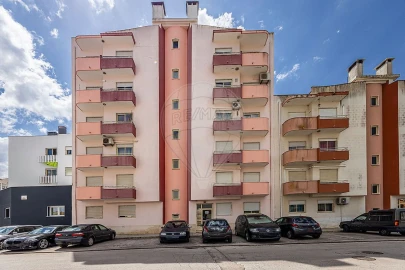 Apartamento T3 para Venda em Cartaxo e Vale da Pinta