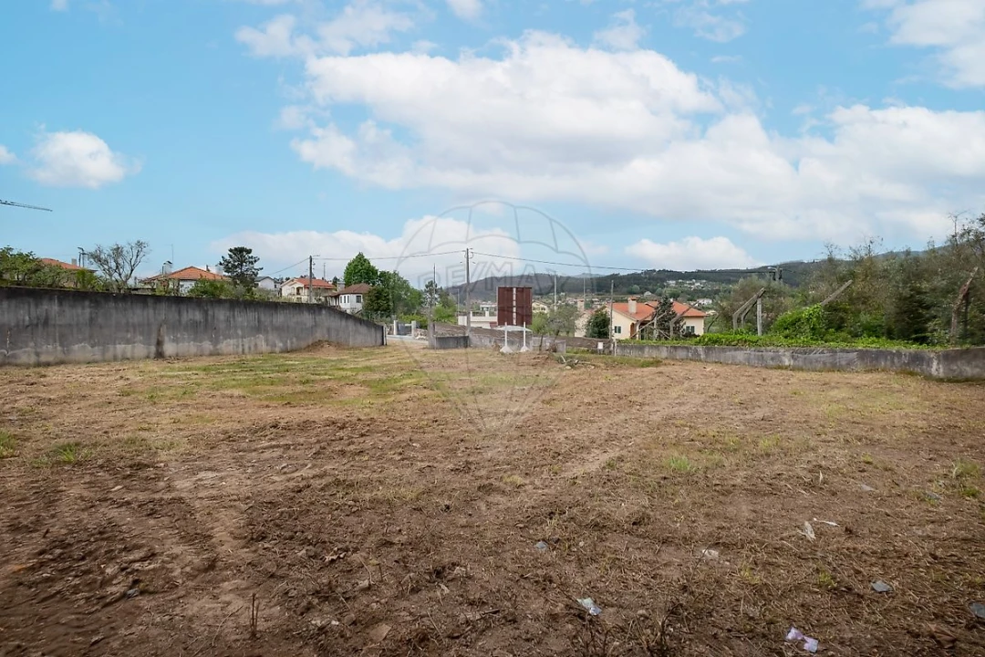 Terreno para Venda em Alvarenga Foto 3