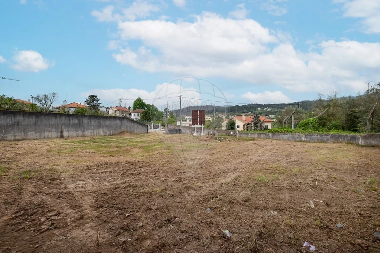 Terreno para Venda em Alvarenga Foto 3