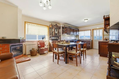 Moradia T4 para Venda em Gondomar (São Cosme), Valbom e Jovim