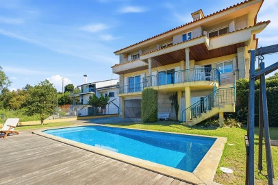 Moradia T4 para Venda em Gondomar (São Cosme), Valbom e Jovim