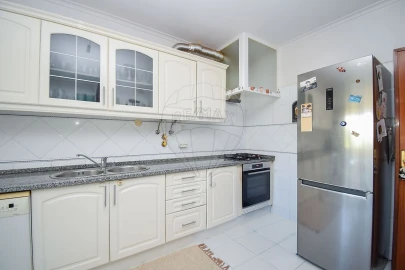 Apartamento T2 para Venda em Algueirão-Mem Martins