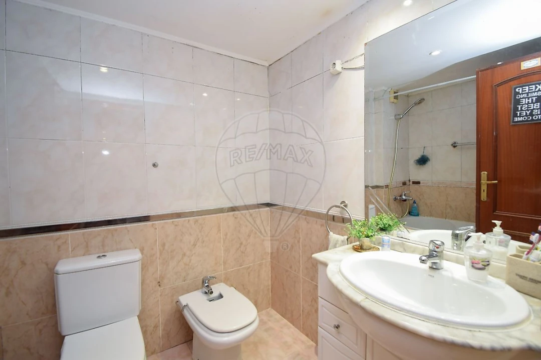 Apartamento T2 para Venda em Algueirão-Mem Martins Foto 21