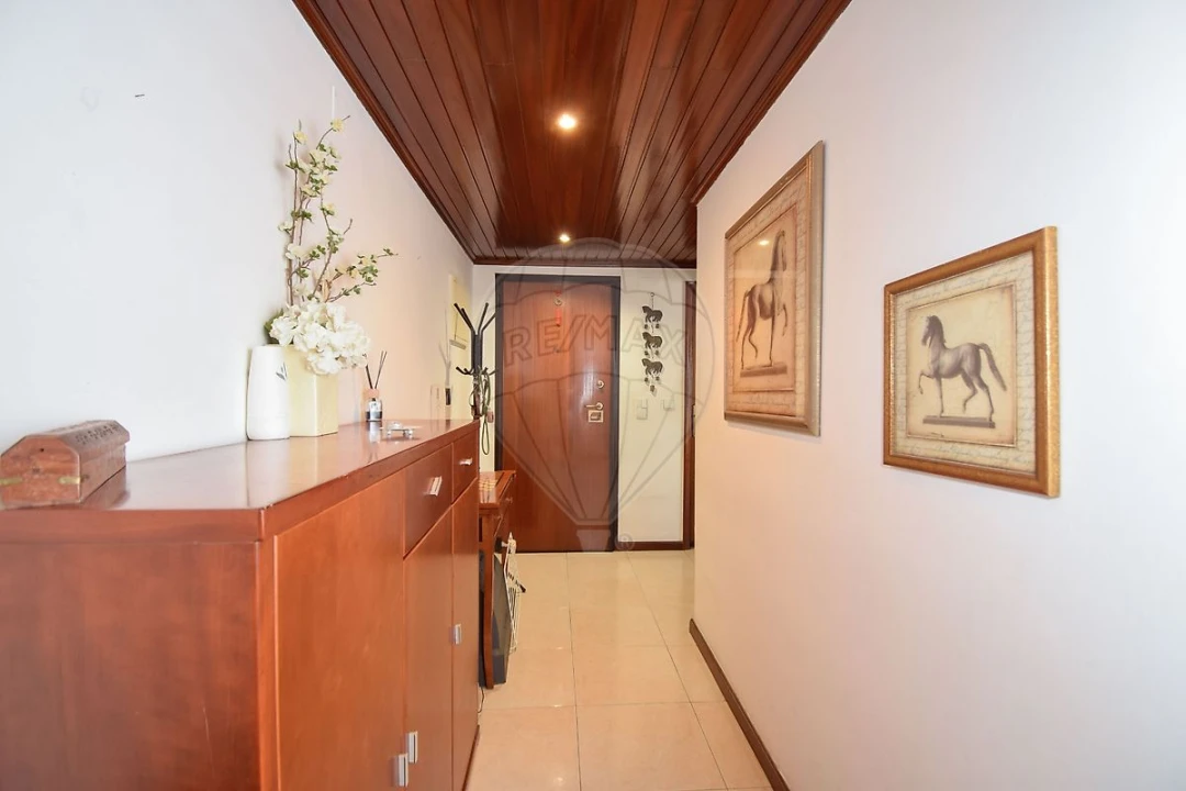 Apartamento T2 para Venda em Algueirão-Mem Martins Foto 13
