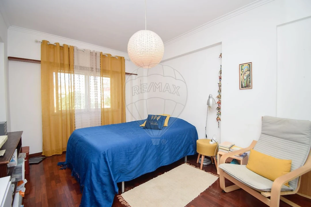Apartamento T2 para Venda em Algueirão-Mem Martins Foto 20