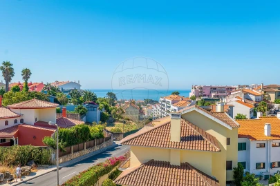 Moradia T5 para Venda em Carcavelos e Parede