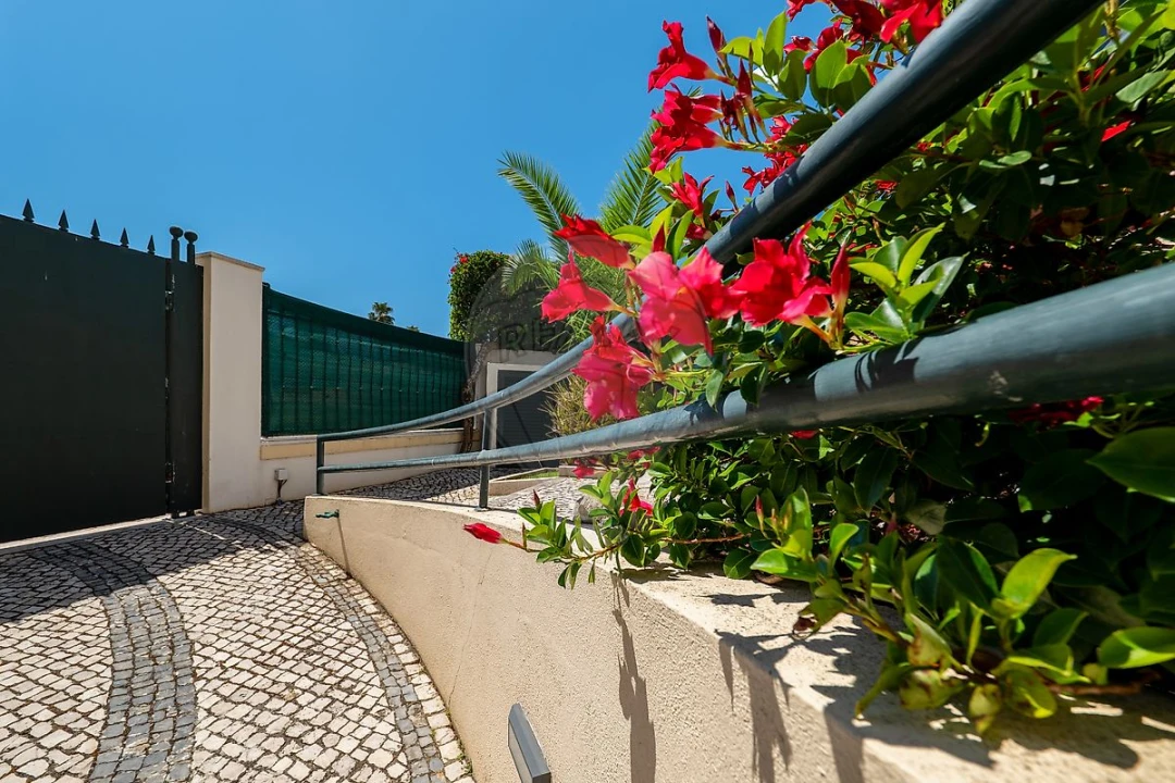 Moradia T5 para Venda em Carcavelos e Parede Foto 40