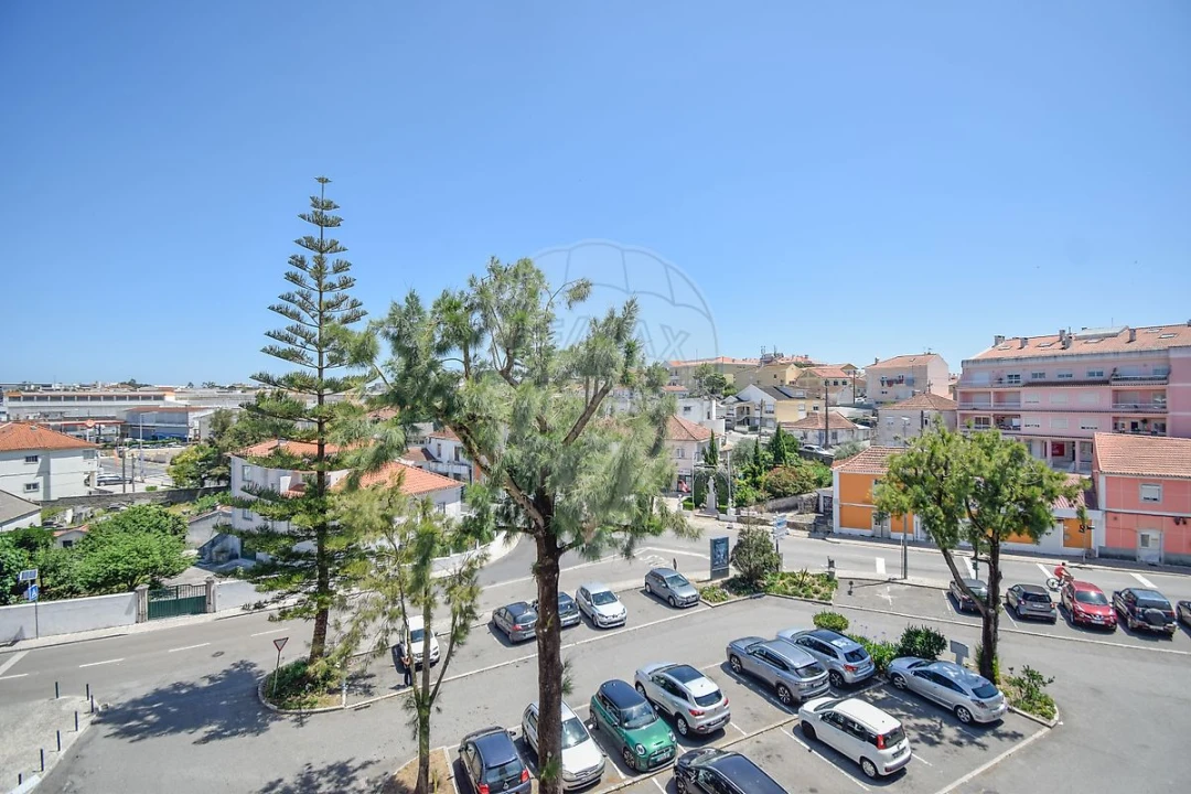 Apartamento T3 para Venda em Almargem do Bispo, Pêro Pinheiro e Montelavar Foto 26