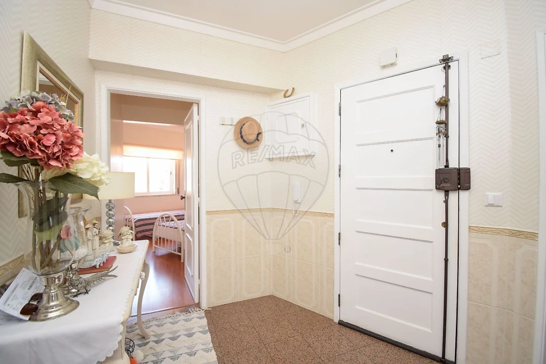 Apartamento T3 para Venda em Almargem do Bispo, Pêro Pinheiro e Montelavar Foto 13
