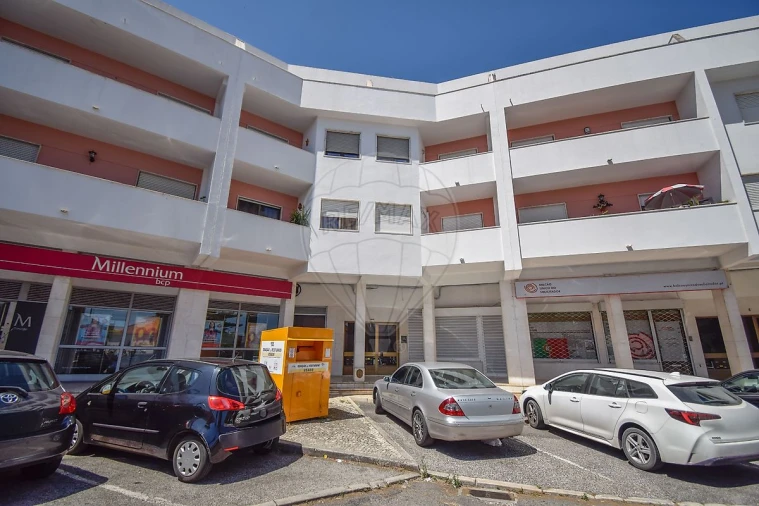Apartamento T3 para Venda em Almargem do Bispo, Pêro Pinheiro e Montelavar Foto 5