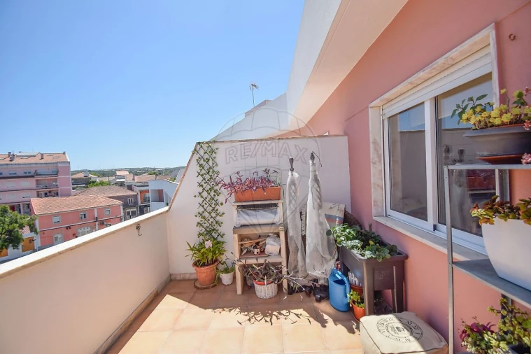 Apartamento T3 para Venda em Almargem do Bispo, Pêro Pinheiro e Montelavar Foto 24
