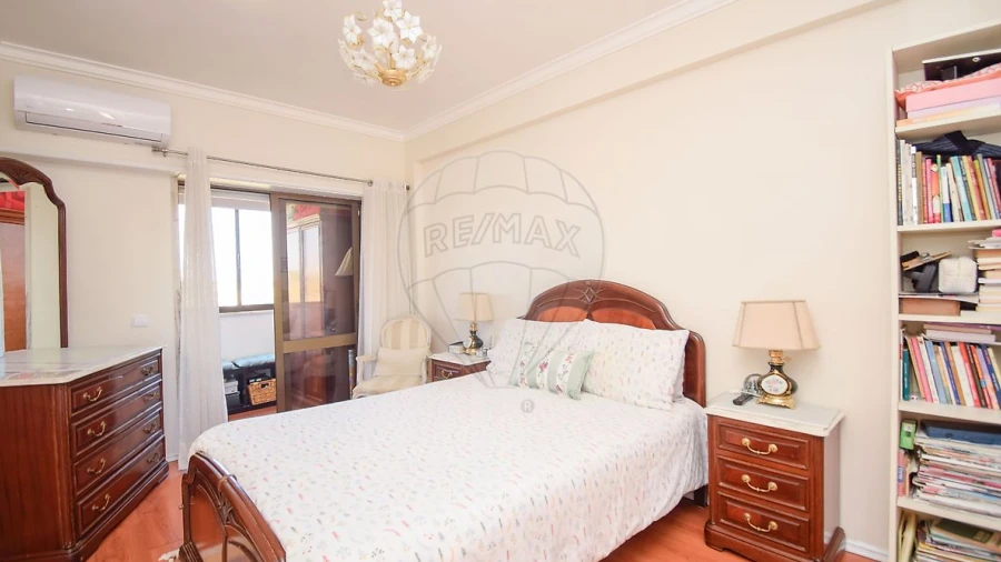 Apartamento T3 para Venda em Almargem do Bispo, Pêro Pinheiro e Montelavar