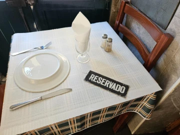 Negócio para Arrendamento em Santo António