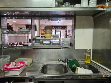 Negócio para Arrendamento em Santo António