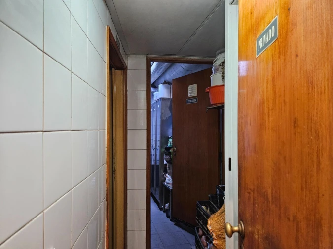 Negócio para Arrendamento em Santo António Foto 8