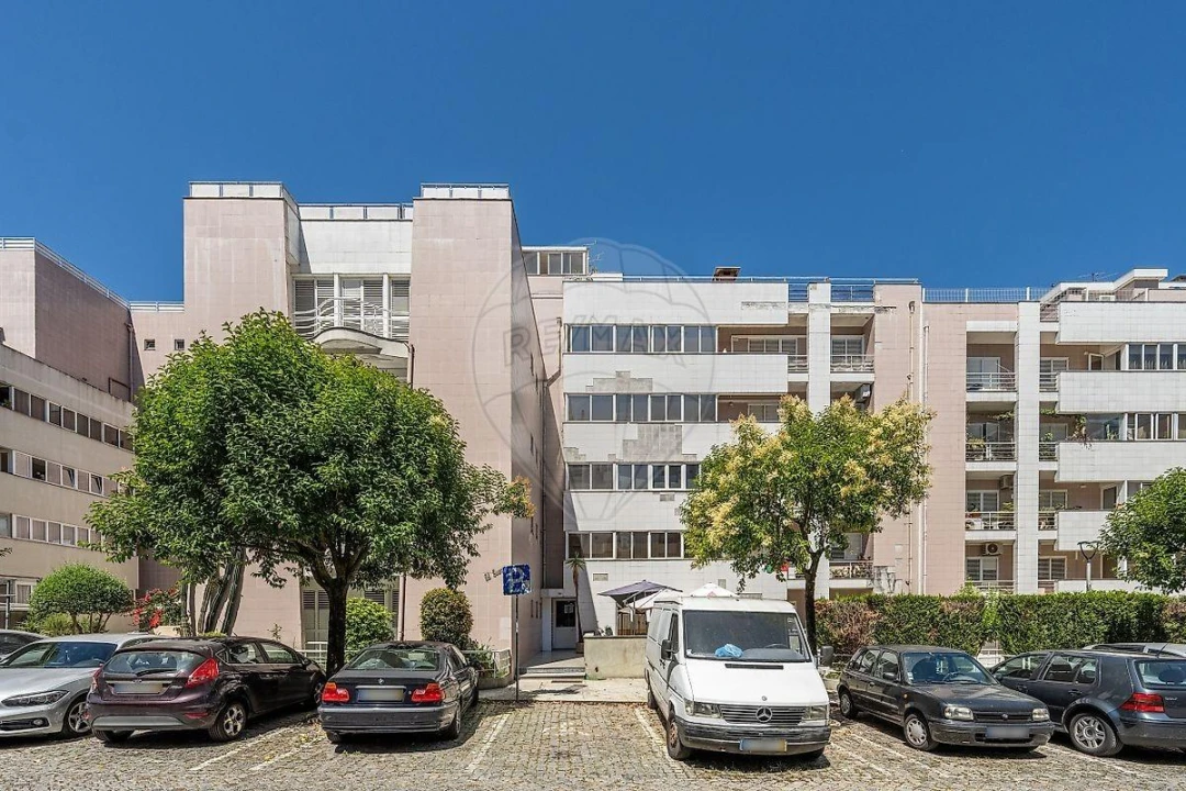 Apartamento T4 para Venda em Ferreiros e Gondizalves Foto 28