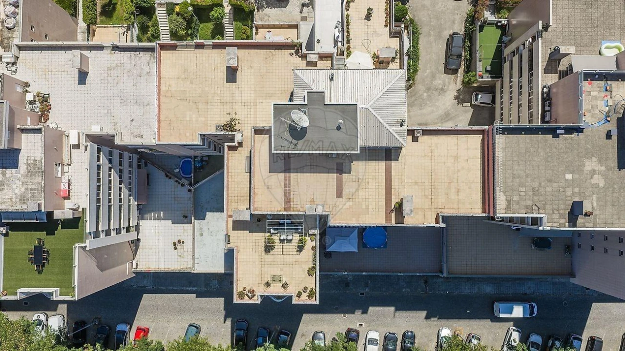 Apartamento T4 para Venda em Ferreiros e Gondizalves Foto 37