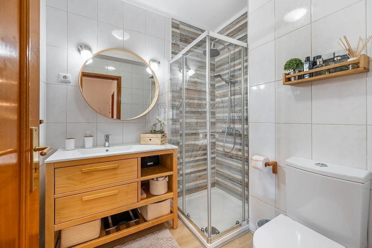 Apartamento T4 para Venda em Ferreiros e Gondizalves Foto 8