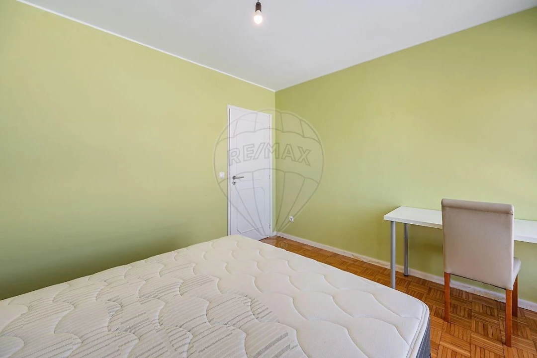 Apartamento T3 para Venda em Paranhos Foto 16