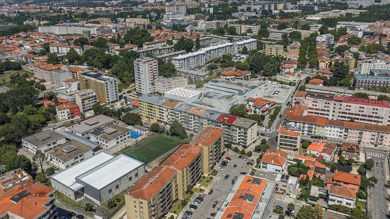 Apartamento T3 para Venda em Paranhos Foto 26