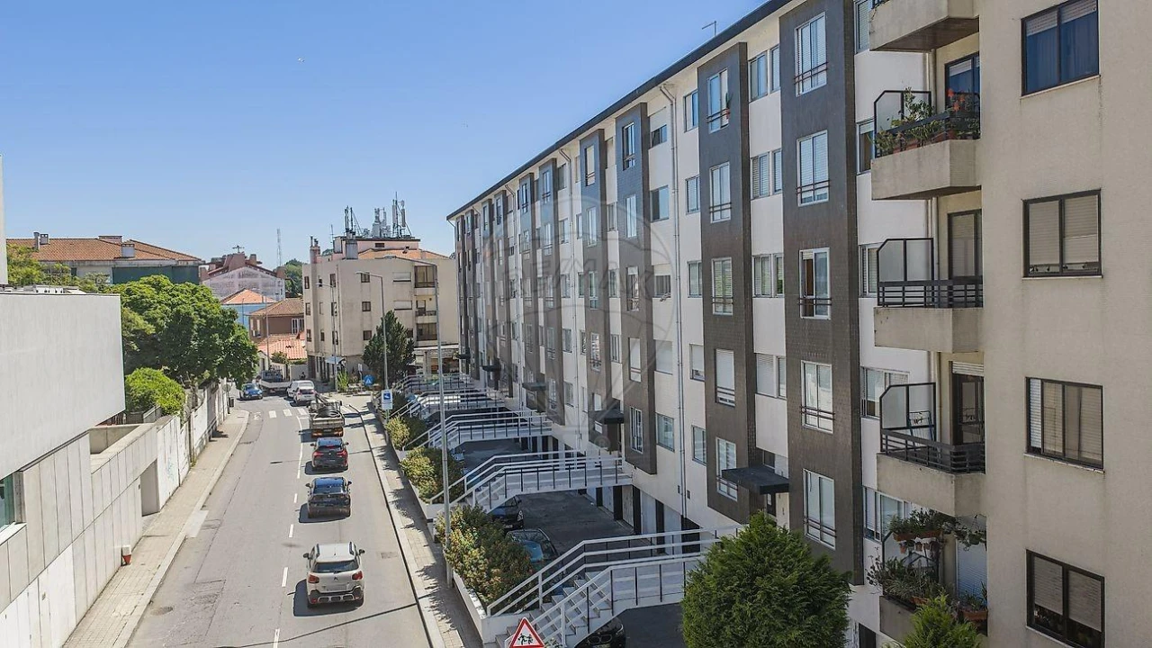 Apartamento T3 para Venda em Paranhos Foto 28