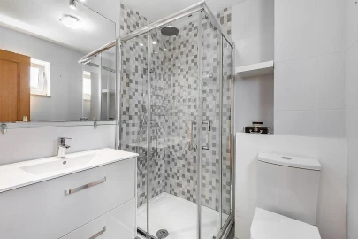 Apartamento T4 para Venda em Ferreiros e Gondizalves