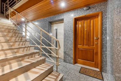 Apartamento T4 para Venda em Ferreiros e Gondizalves