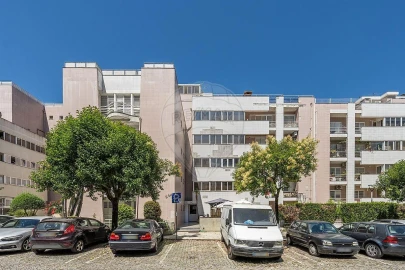 Apartamento T4 para Venda em Ferreiros e Gondizalves