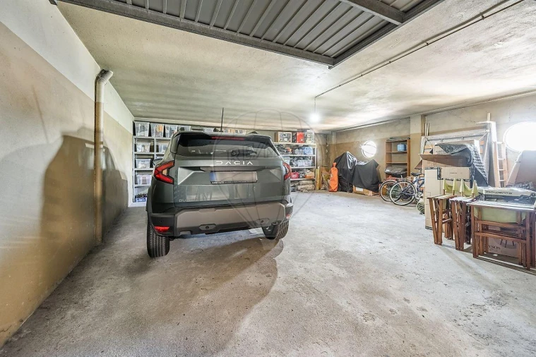 Apartamento T4 para Venda em Ferreiros e Gondizalves Foto 28