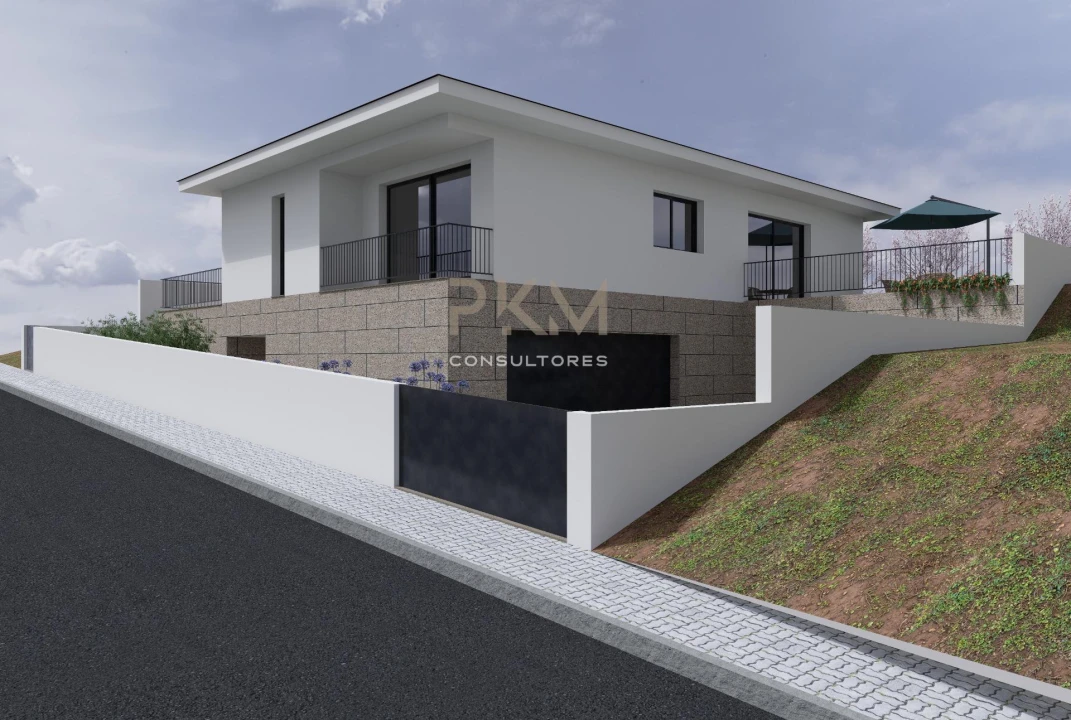 Terreno para Venda em Fridão Foto 1