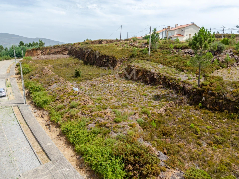 Terreno para Venda em Fridão Foto 18