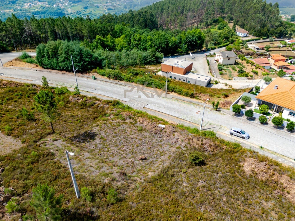 Terreno para Venda em Fridão Foto 29