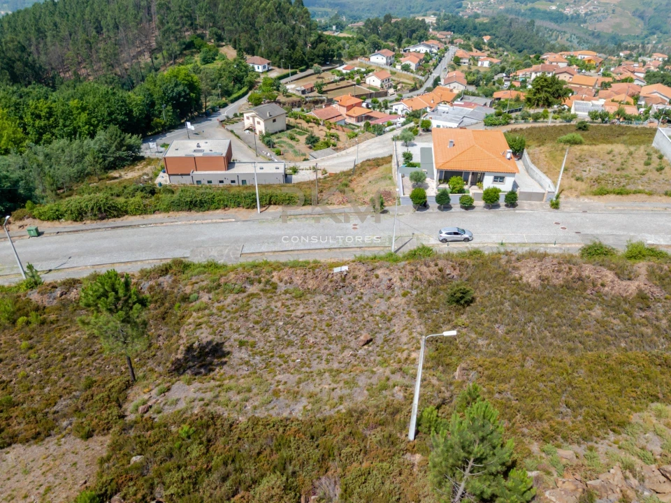Terreno para Venda em Fridão Foto 30