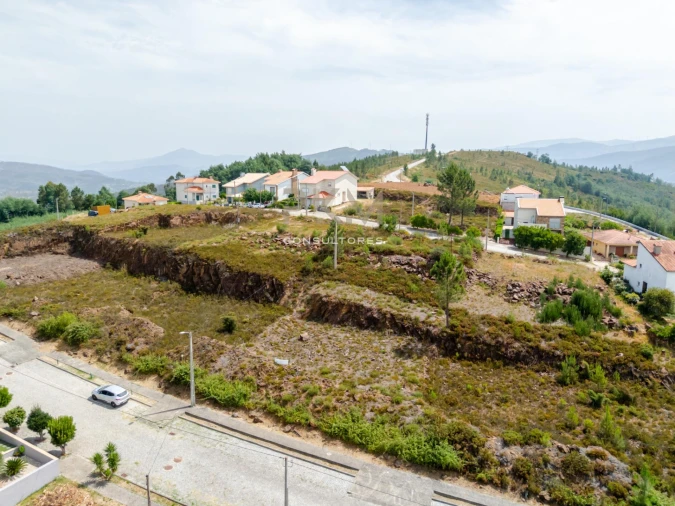 Terreno para Venda em Fridão Foto 12