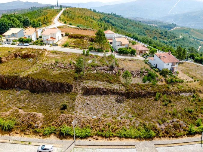 Terreno para Venda em Fridão Foto 24