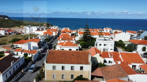 Moradia T7 para Venda em Colares