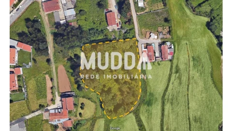 Terreno para Venda em Vila de Cucujães