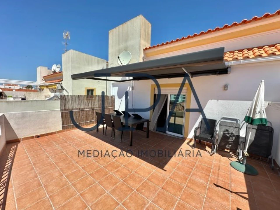 Apartamento T1 para Venda em Altura Foto 1