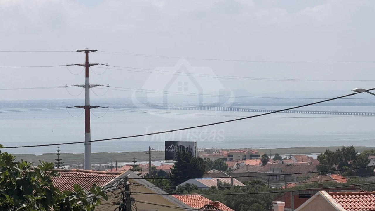 Terreno para Venda em Santa Iria de Azoia, São João da Talha e Bobadela Foto 6