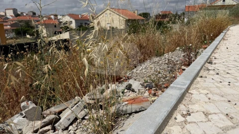 Terreno para Venda em Santa Iria de Azoia, São João da Talha e Bobadela
