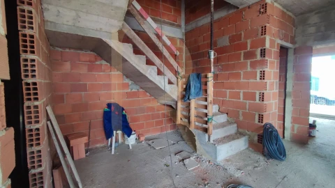 Moradia T3 para Venda em Fernao Ferro