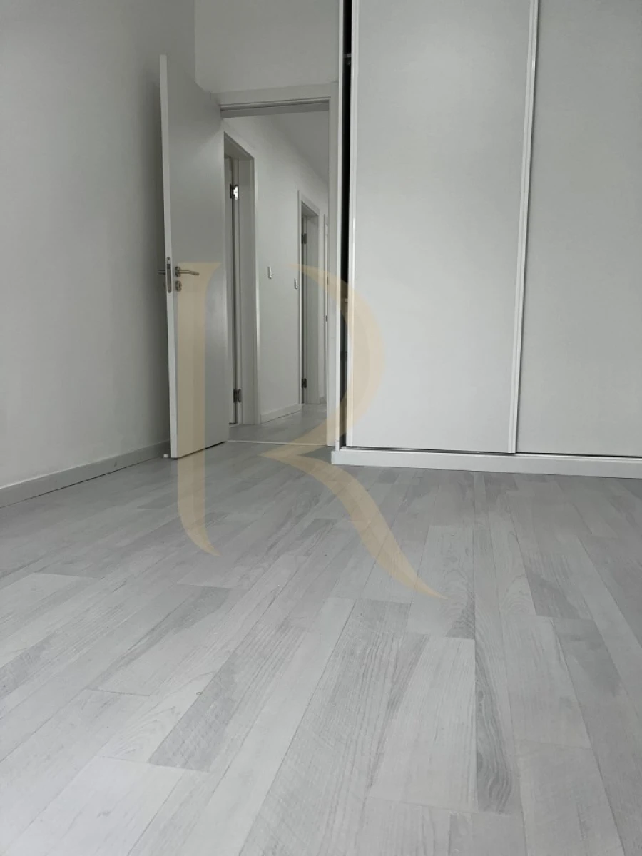 Apartamento T3 para Venda em Laranjeiro e Feijó Foto 11