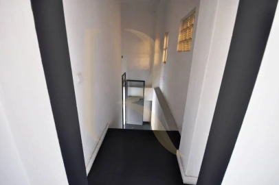 Armazém para Arrendamento em Seixal, Arrentela e Aldeia de Paio Pires