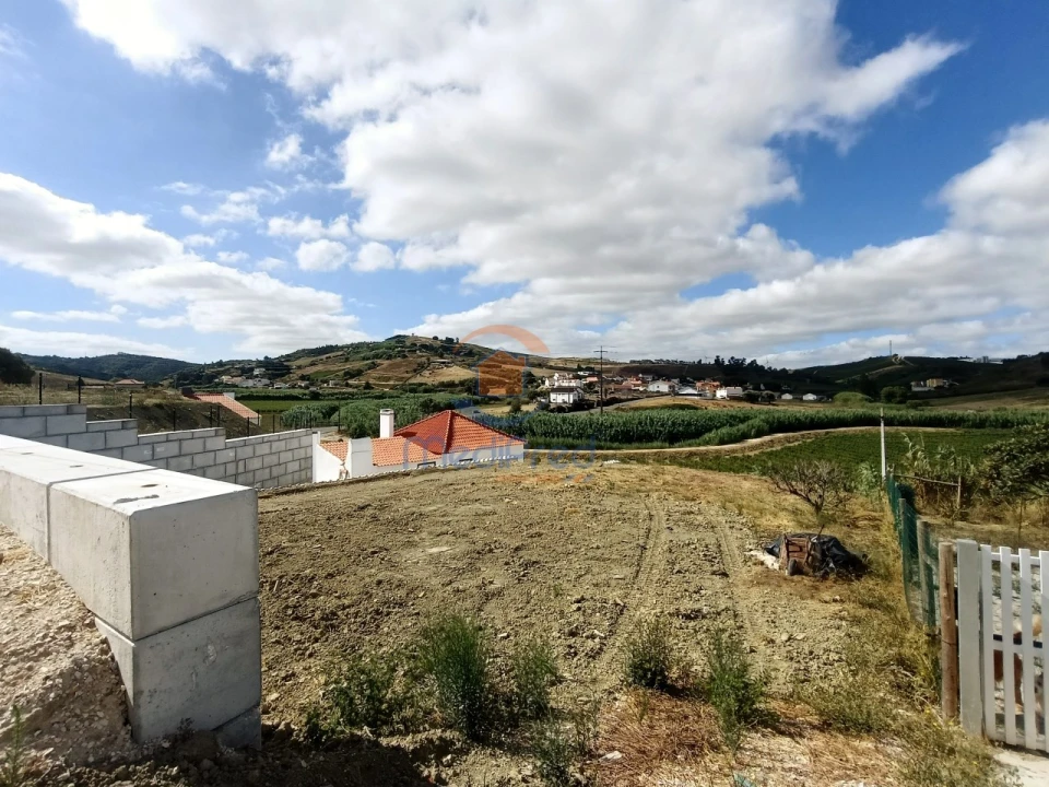 Terreno para Venda em Santa Maria, São Pedro e Matacães Foto 1